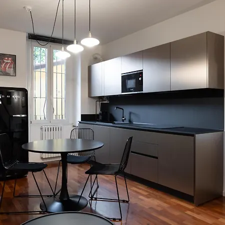 Apartment Moderno Bilocale Su Due Piani Nel Cuore Dei Navigli Mailand